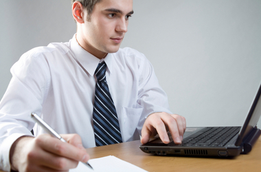 Internships: Why You Need to Complete One