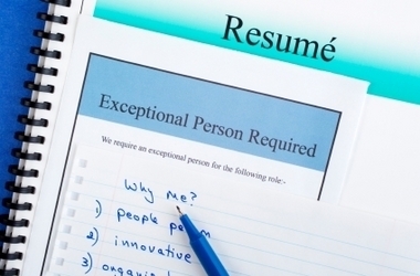 The One-Size-Fits-All Resume Usually Fits Nothing