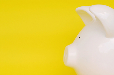 30 Easy Ways to Save Money This Semester