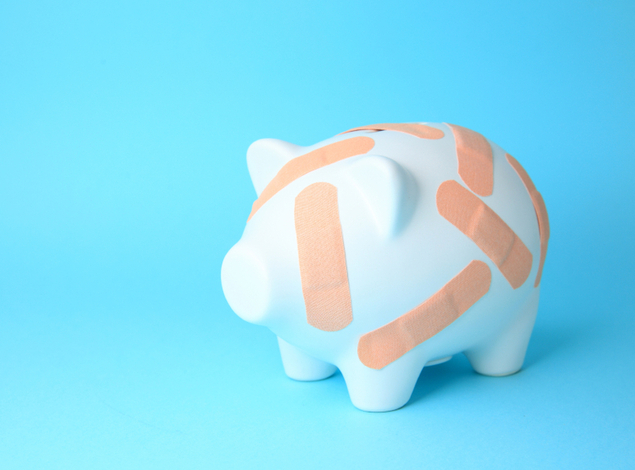 How Do Parent Financial Problems Affect a Student's Eligibility for Financial Aid?