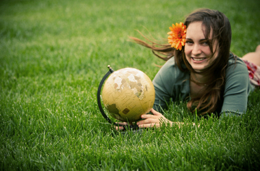 Study Abroad Makes You Happy