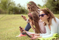 Be Smart in Finding Scholarships this Summer