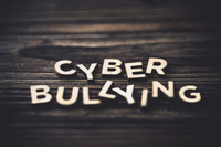 Yik Yak Cracks Down on Campus Cyber Bullying