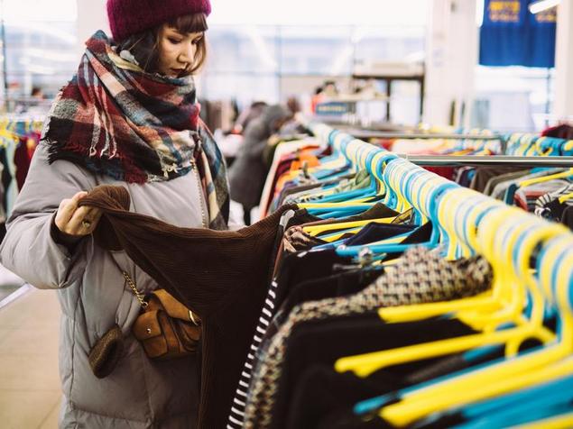 Living on a College Student Budget: What Not to Buy New