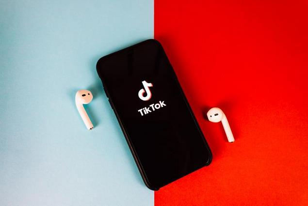 TikTok Gives $10 Million in Aid to 10 Colleges