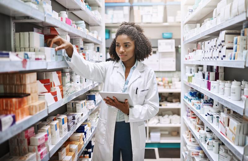 why i want to be a pharmacist essay