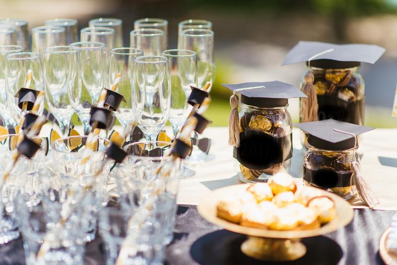 How to Start Preparing for Your Graduation Party